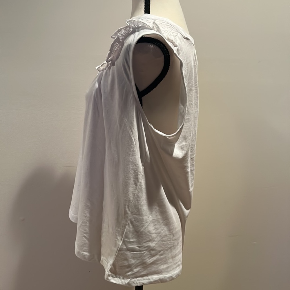 Chelsea & Theodore Button Up Blouse - Picture 3 of 7